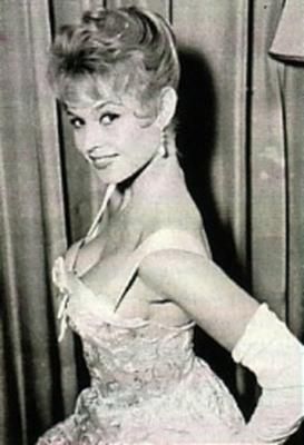 1956-10-29-londres-empire_theatre-022-4