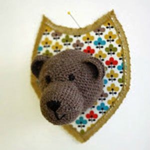 le chat qui tricote