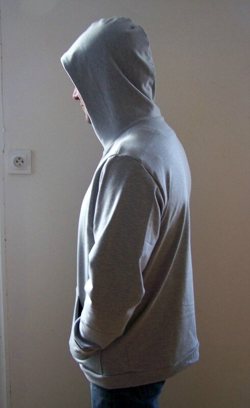 Sweat capuche gris (8)