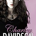 <b>Charley</b> <b>Davidson</b> ; Tome 9 : Neuf tombes et des poussières, de Darynda Jones