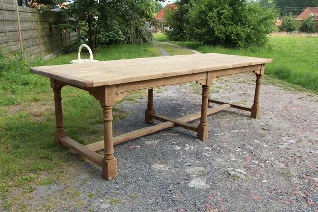 table-de-ferme-en-chene-decape-570686-fr-middle