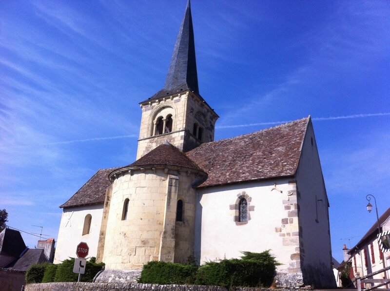 Fleury-Sur-Loire, église (58)