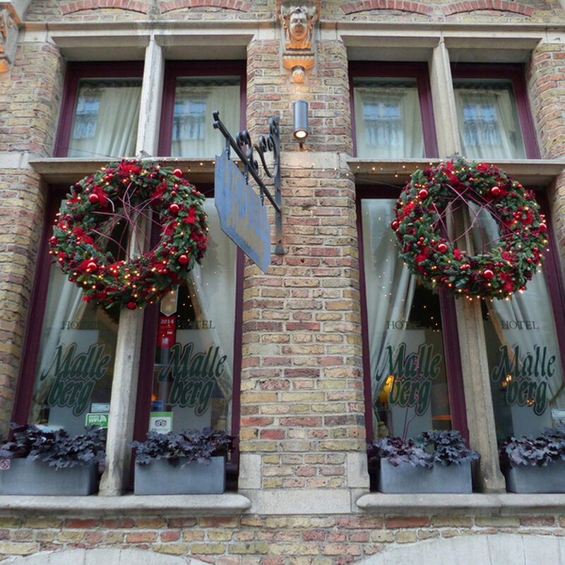 a FENETRES PORTES FLEURIES3