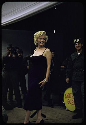 1954-02-17-stage_out-by_david_geary-01