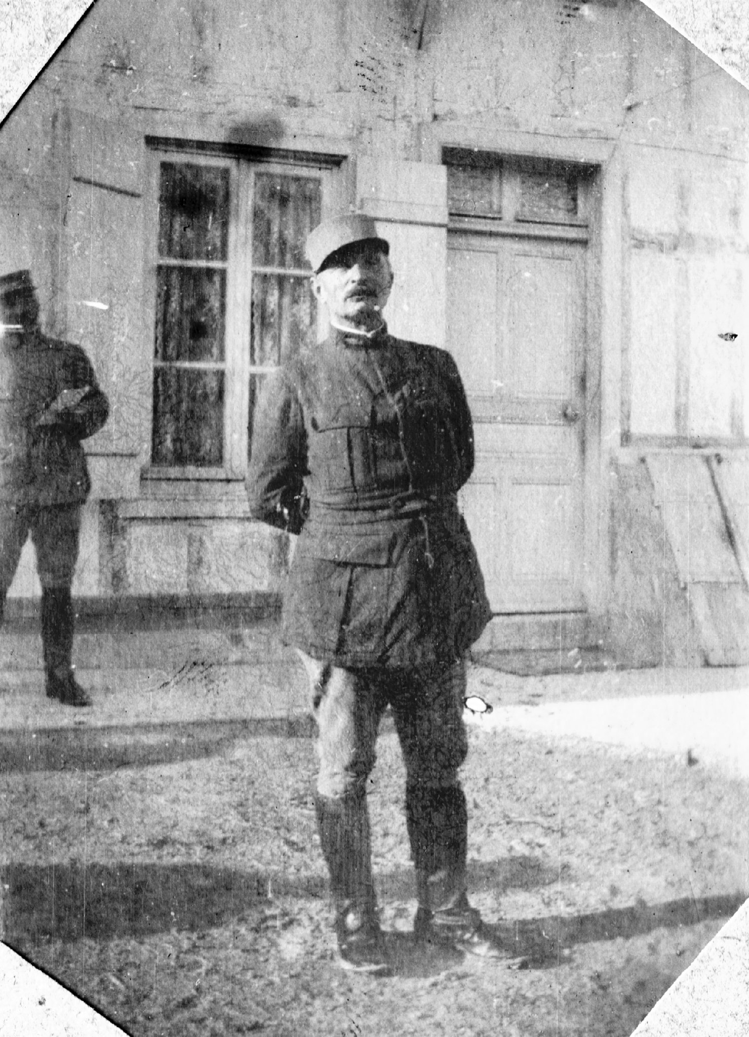 Album R. Verney p.194 droite haut