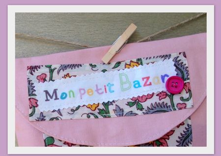 pochette_vieux_rose_et_lingettes_20113