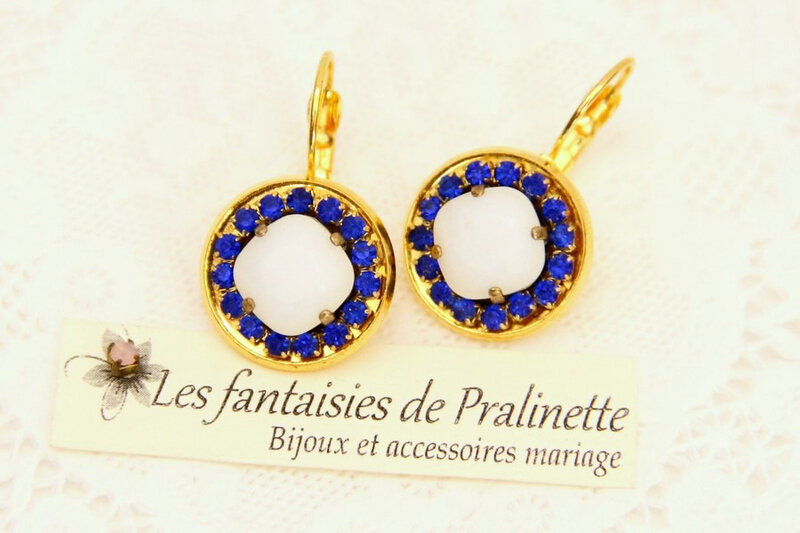 bijoux-mariage-soiree-temoin-cortege-boucles-d-oreilles-Aline-strass-et-cristal-blanc-alabaster-et-bleu-nuit-2