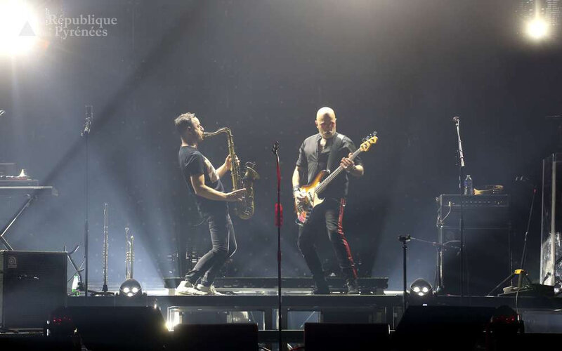 pascal-obispo-au-zenith-de-pau-ce-vendredi-soir (4)
