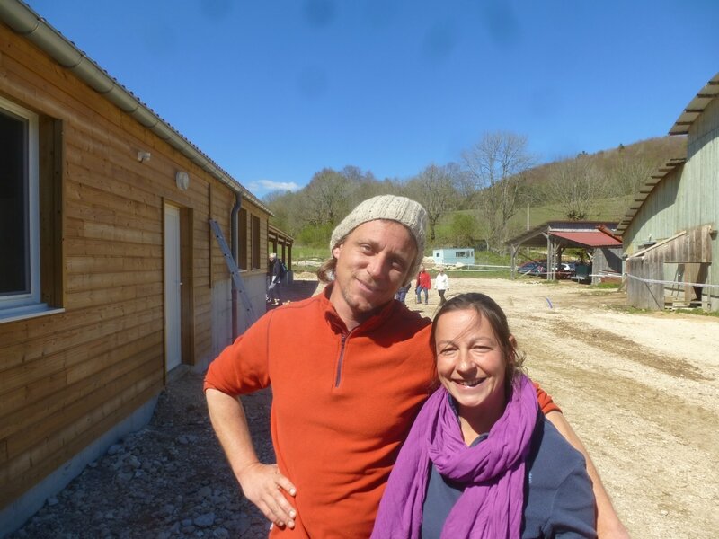 L Philippe Chaminas et Audrey Vieu La ferme de Phileo à Pouvillieu