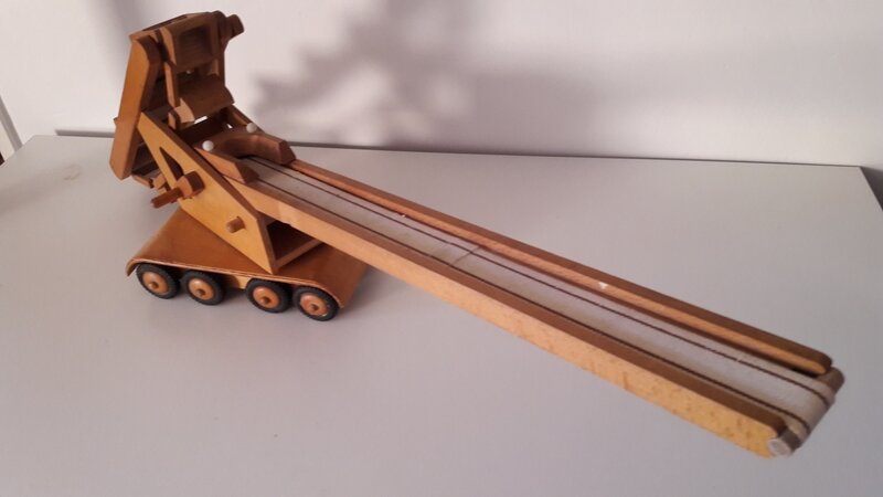 JB 00653