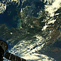 Avant de redescendre sur Terre, une dernière image de la <b>Normandie</b> vue depuis l'espace...