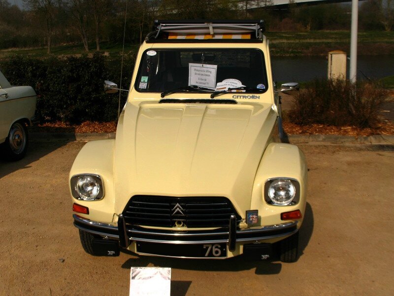 CitroenDyane6av
