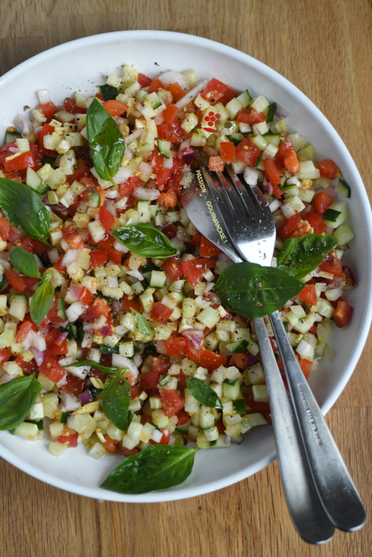 Salade de mini dés de petits légumes croquants_2