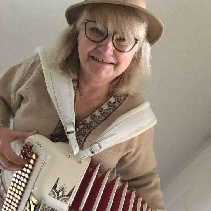 Ma frangine dany et son accordéon