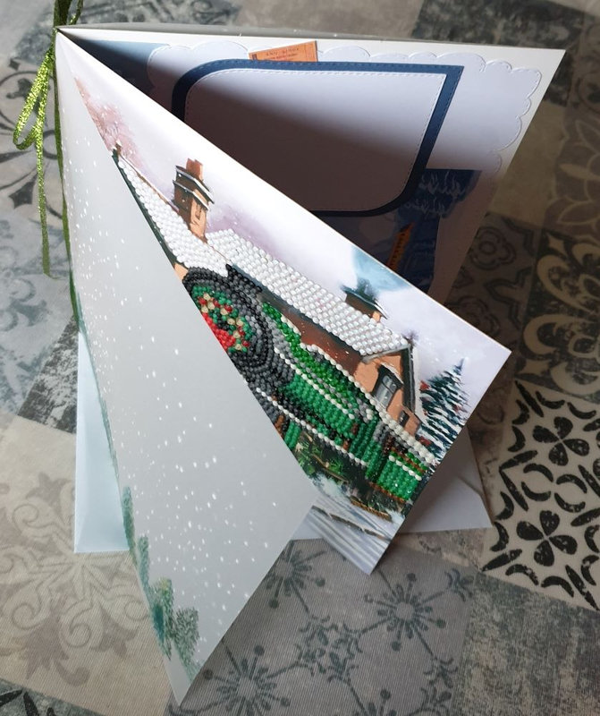 Carte broderie diamant train en hiver - profil