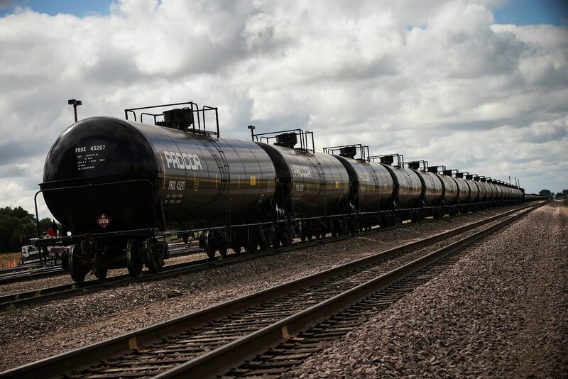 Photo-the-dark-side-North_Dakota_Oil_Drilling_005-XLXX