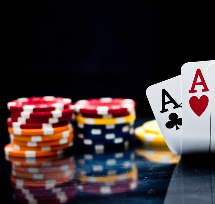 Claves del éxito para dar tus primeros pasos en el póker