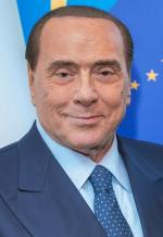 Silvio_Berlusconi_2018_(cropped, auteur author European People’s Party 16 mai 2018, 17h17))
