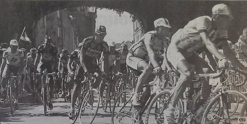 2000 07 23 Tour de France Le Pays 25aR2