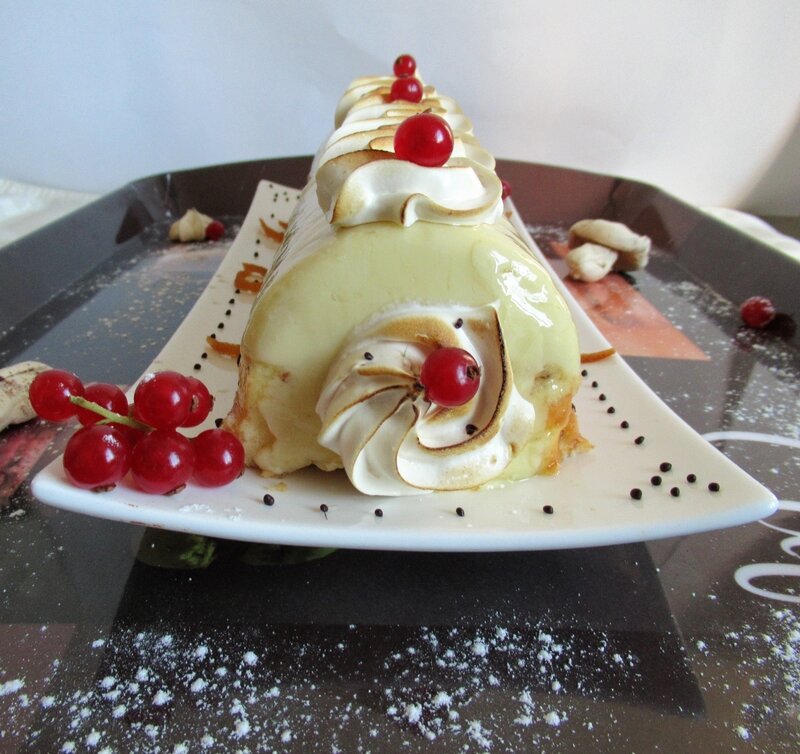 bûche au citron meringuée ( de Noel du chef Custos)