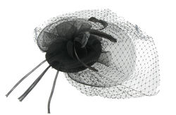 Mini_chapeau_peigne_avec_voilette