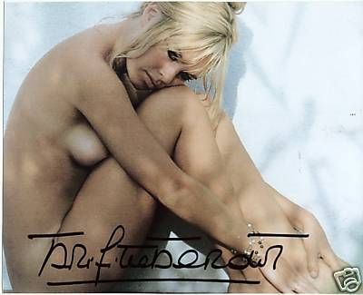 bb_autograph-nue-mur-01