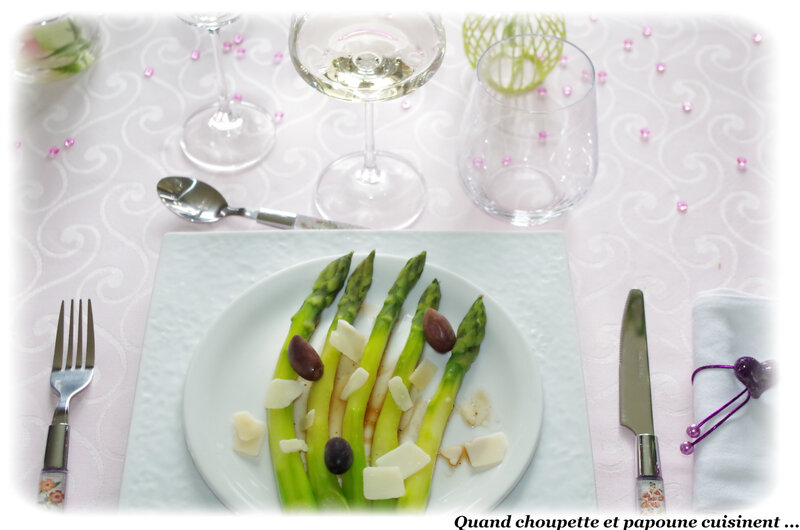 asperges vertes à l'huile aux copeaux de parmesan-9433