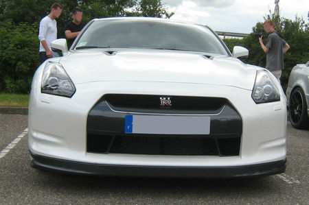 Nissan_skyline_GTR__Rencard_Vigie__04