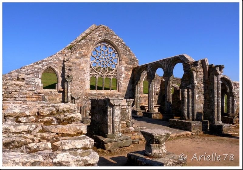 Ruines de la chapelle de Languidou