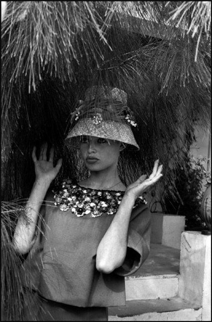 1960-04-14-madrague-par_tikhomiroff-020-1
