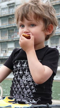 black-kids-tshirt