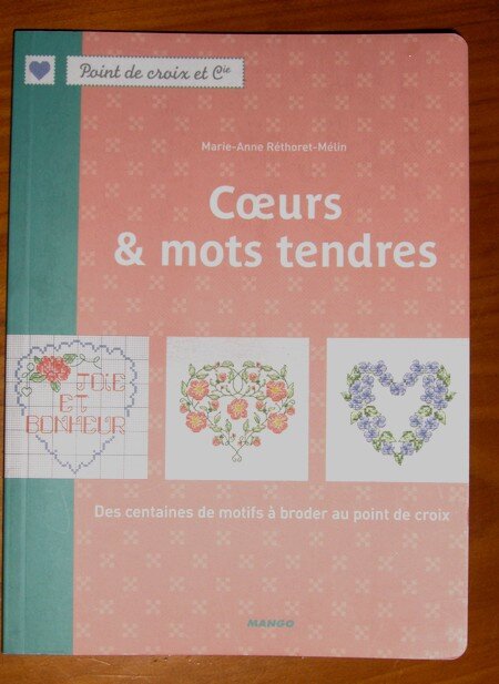 petites_croix_livret_grilles_coeurs