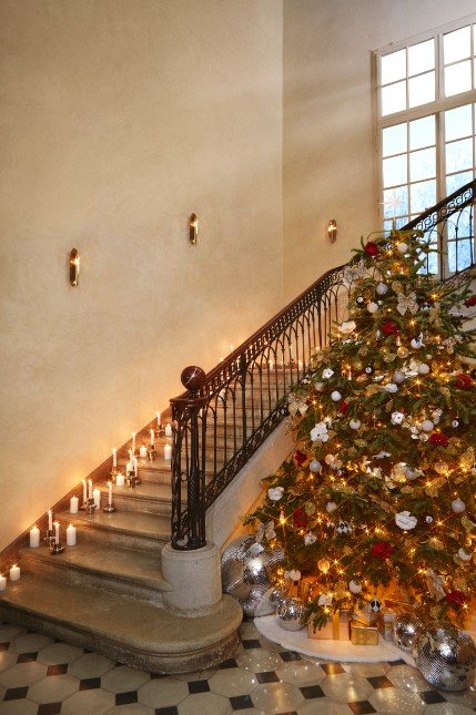 noel_h_m_escalier_sapin