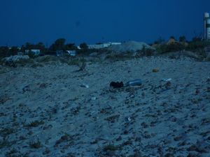 la plage sale