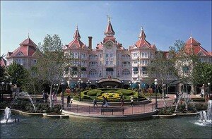 DisneylandHotelLarge