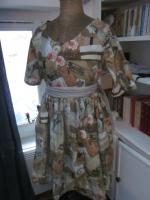 Robe RAYMONDE en coton imprimé ''l'atelier couture'' - manche raglan - longueur genoux - taille unique (10)