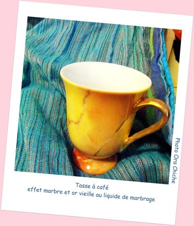 Tasse effet marbre et or vieilli R