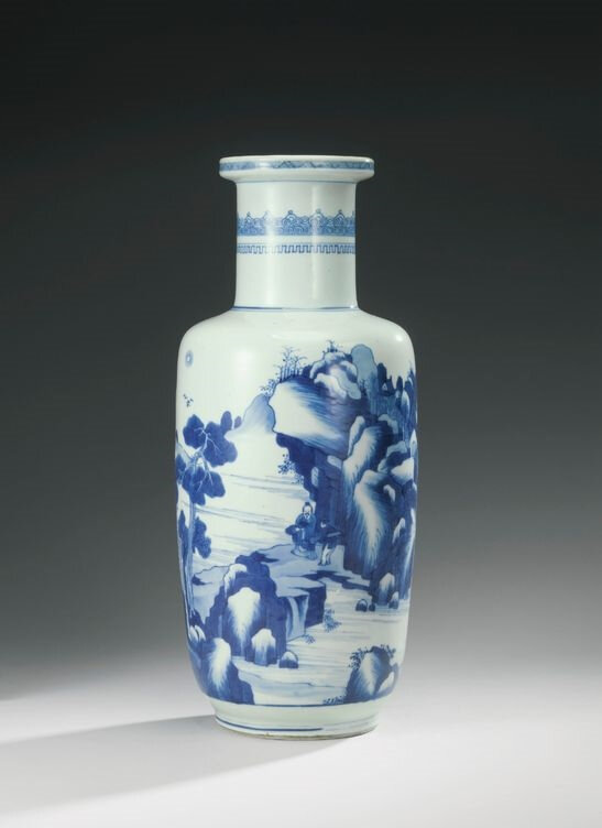 A blue and white rouleau vase, Qing dynasty, Kangxi period (1662-1722)2