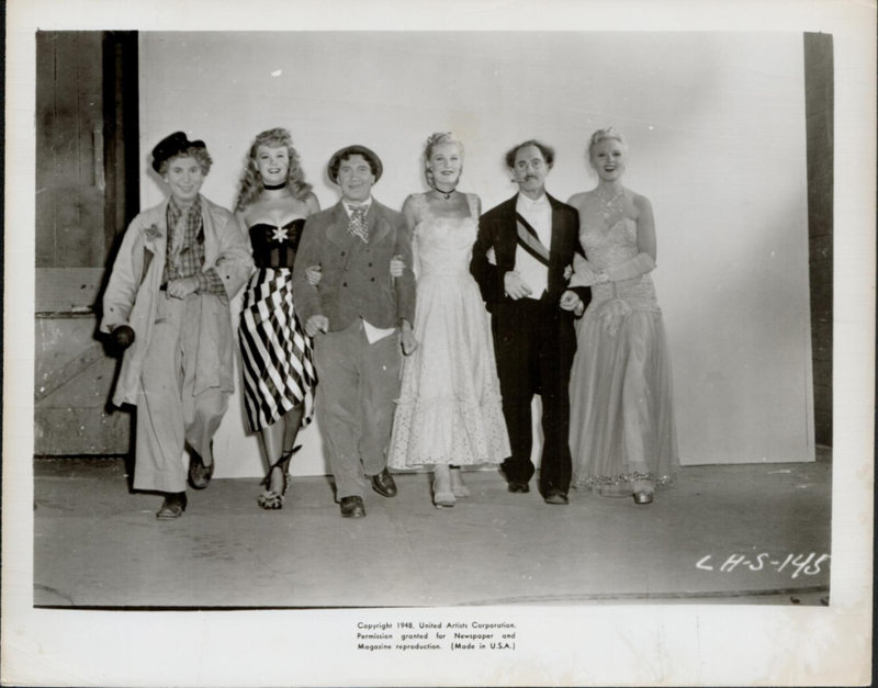 1949-02-Love_Happy-publicity-cast-010-1