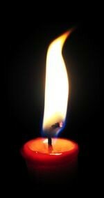 150px_Candleburning