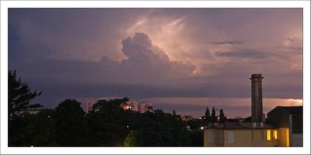 ville orage matin 220811 pano