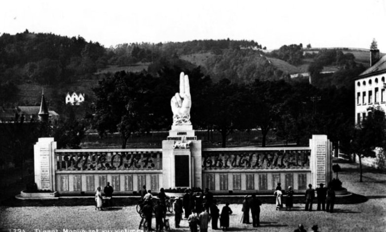 Dinant Monum