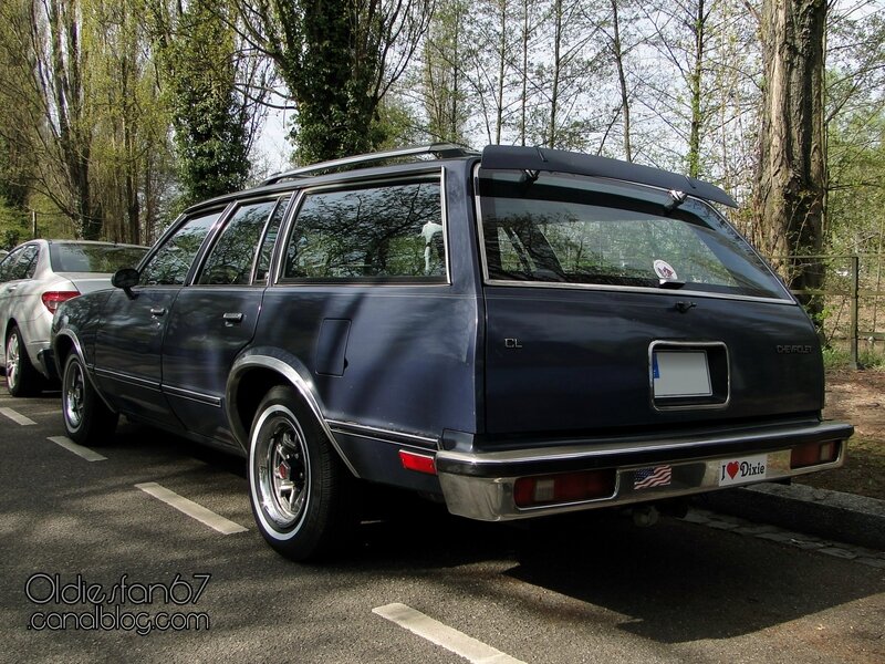 chevrolet-malibu-cl-wagon-1982-1983-02