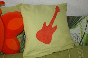 guitare coussin