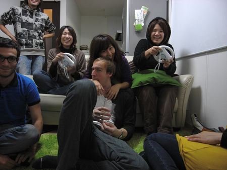 R0037036_wii_party_2