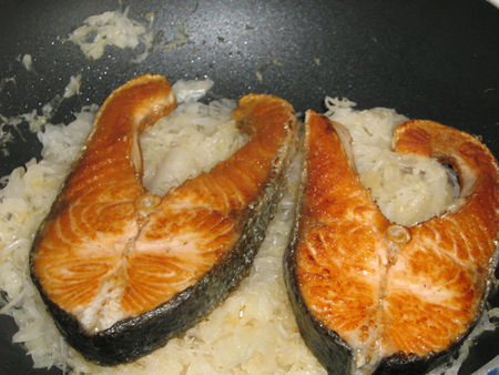 saumon a la plancha, choucroute et sauce légère