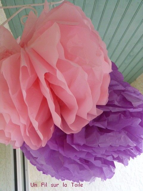 2013 07 Déco fleurs en papier de soie