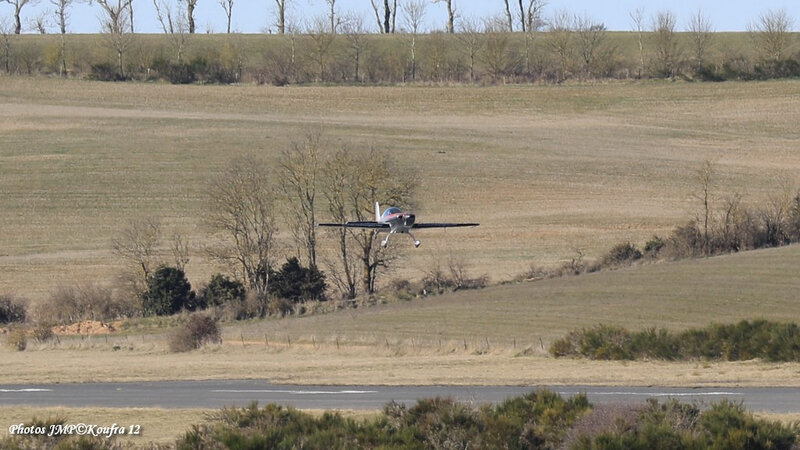 Photos JMP©Koufra 12 - La Cavalerie - Aérodrome - avion - Voltige - Extra 300 - 03032019 - 0462