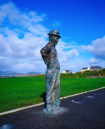 Statue_in_Waterville