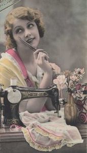 femme_1925_machine___coudre